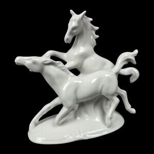 Vintage German Carl Scheidig Grafenthal Running Horses Figural Group White GDR